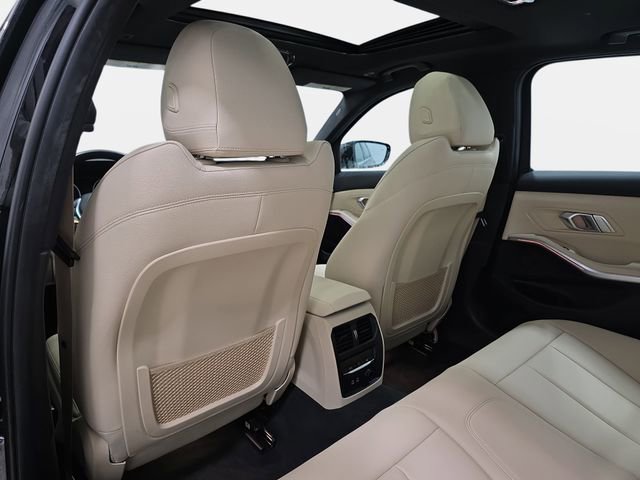 Used 2020 BMW 330i xDrive Sedan w/ Driving Assistance Package AWD/4WD image 12