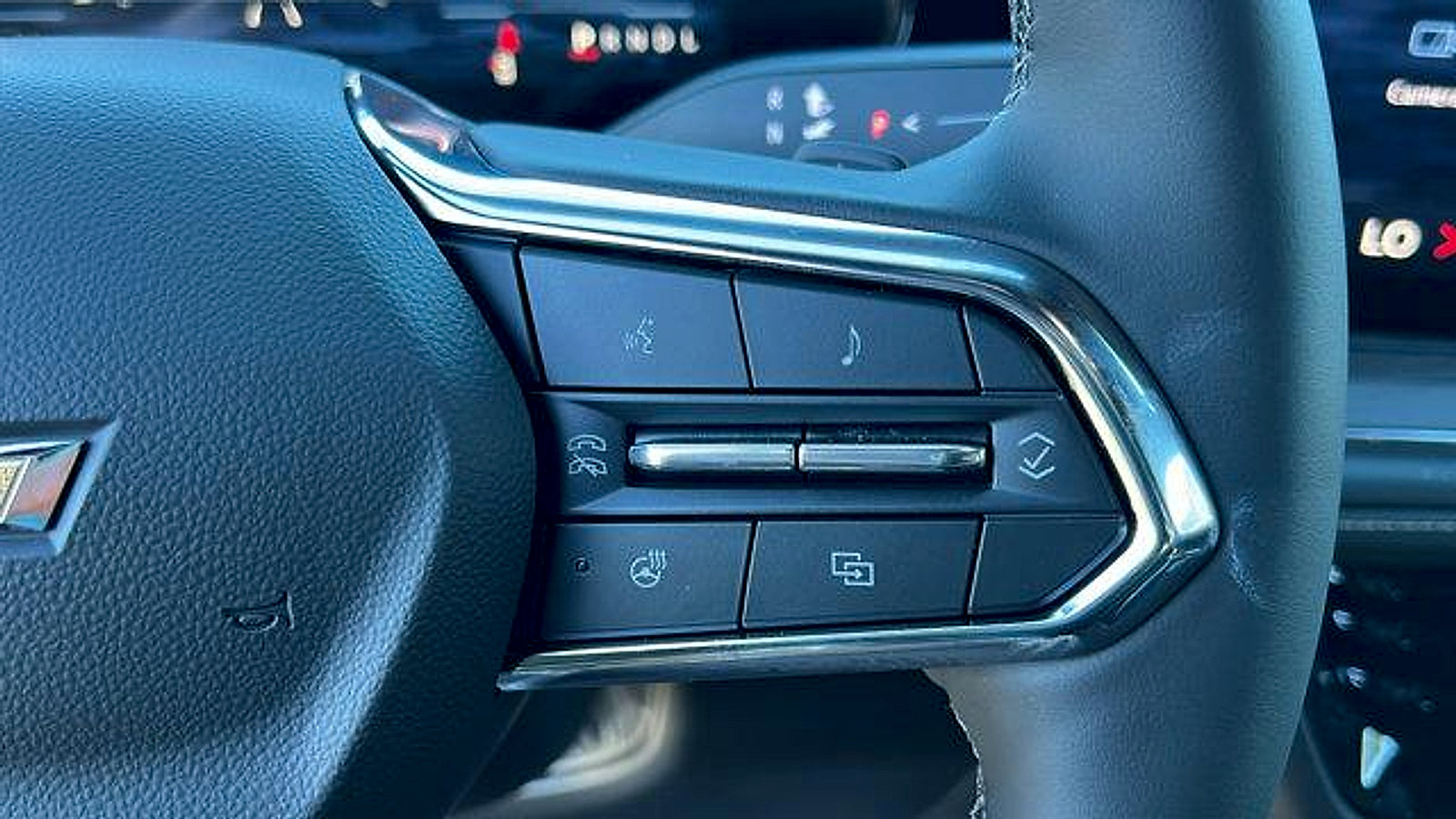 New 2026 Chevrolet Suburban Premier image 28