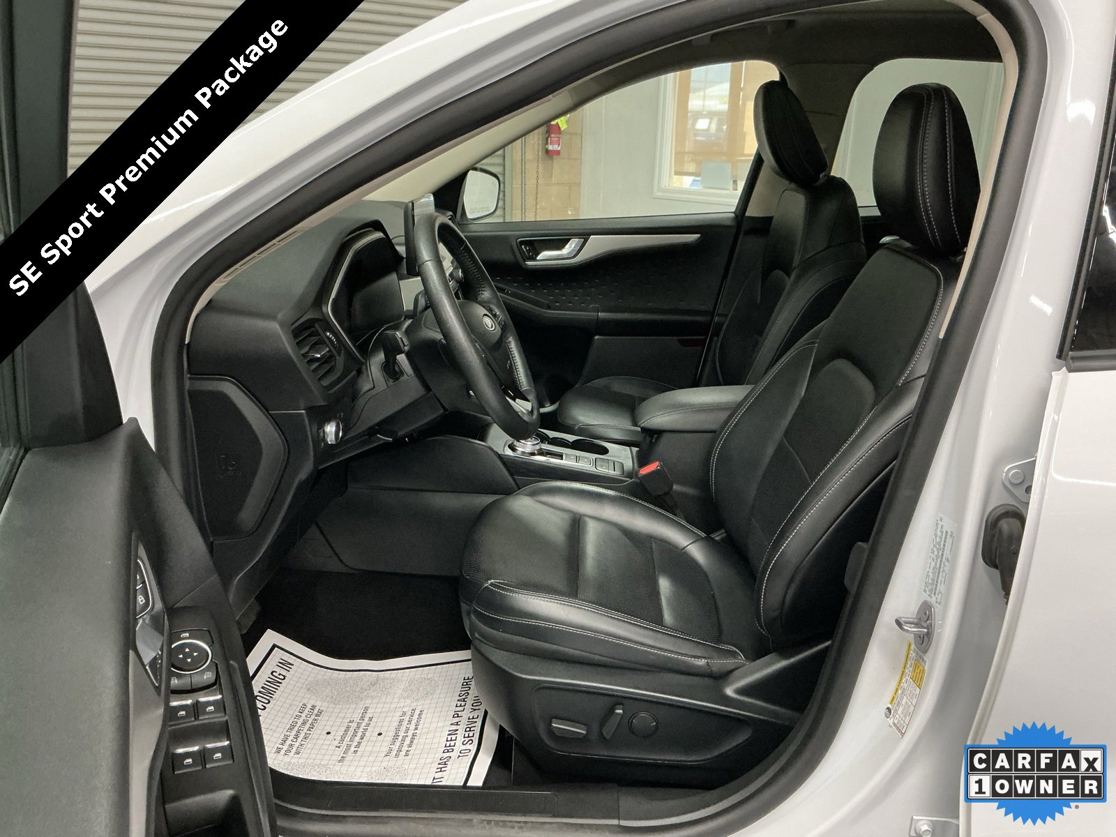 Used 2020 Ford Escape SE Sport image 6