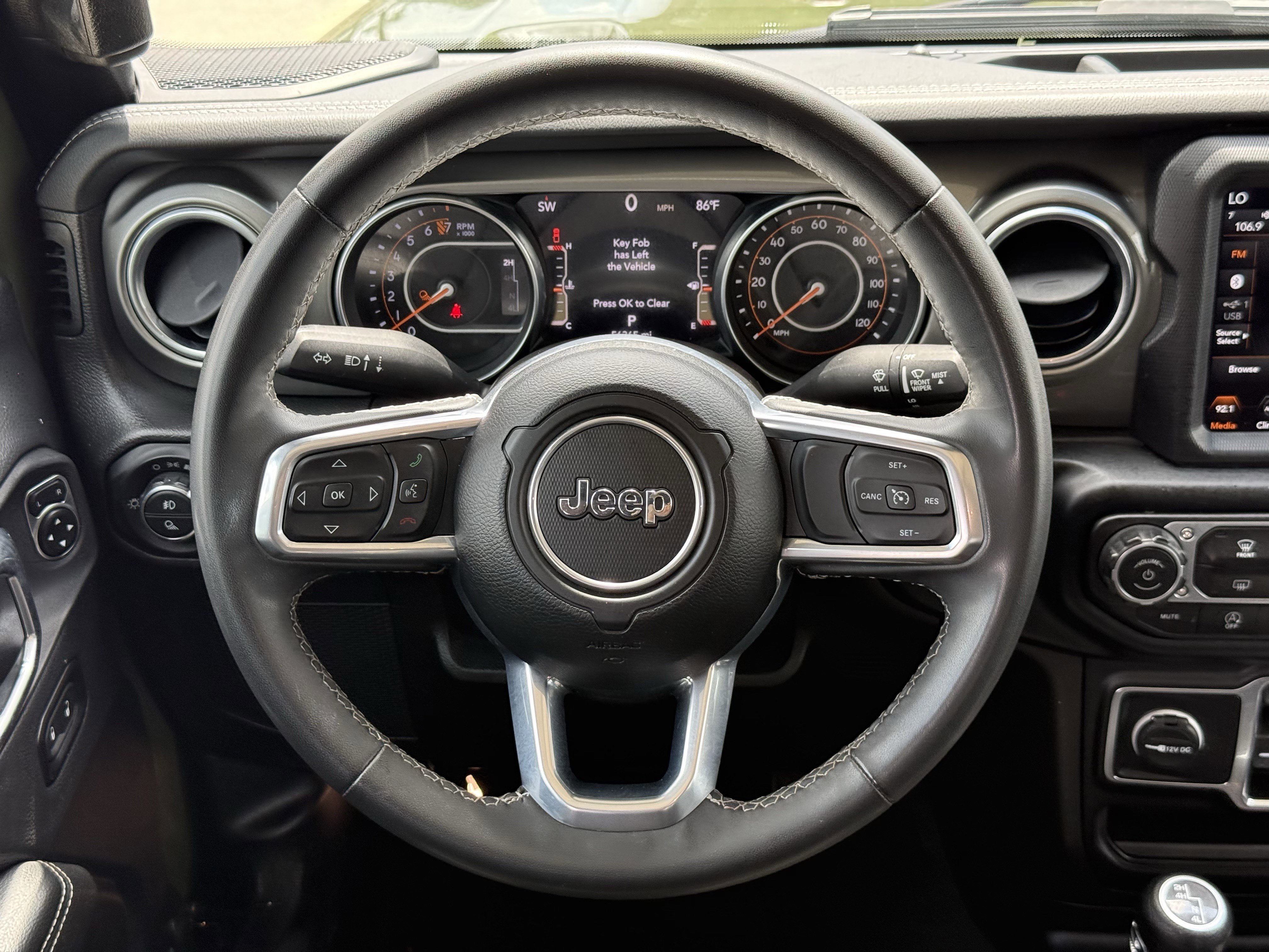 Used 2023 Jeep Gladiator Overland image 15