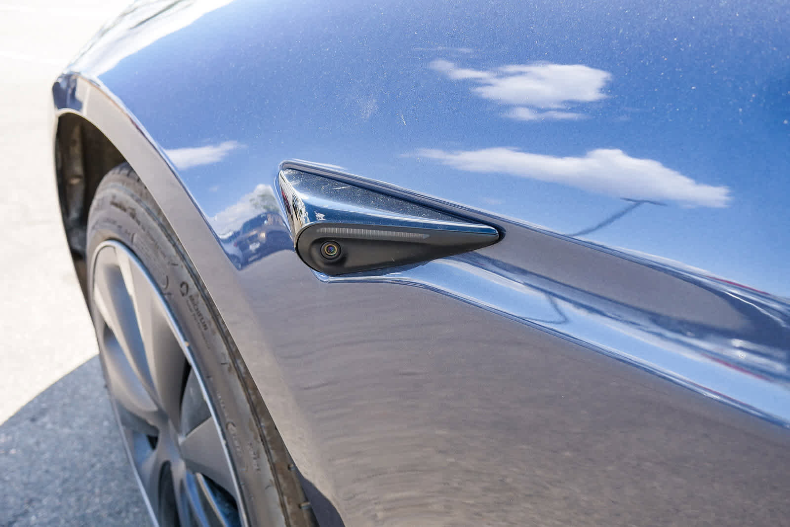 Used 2022 Tesla Model S image 17