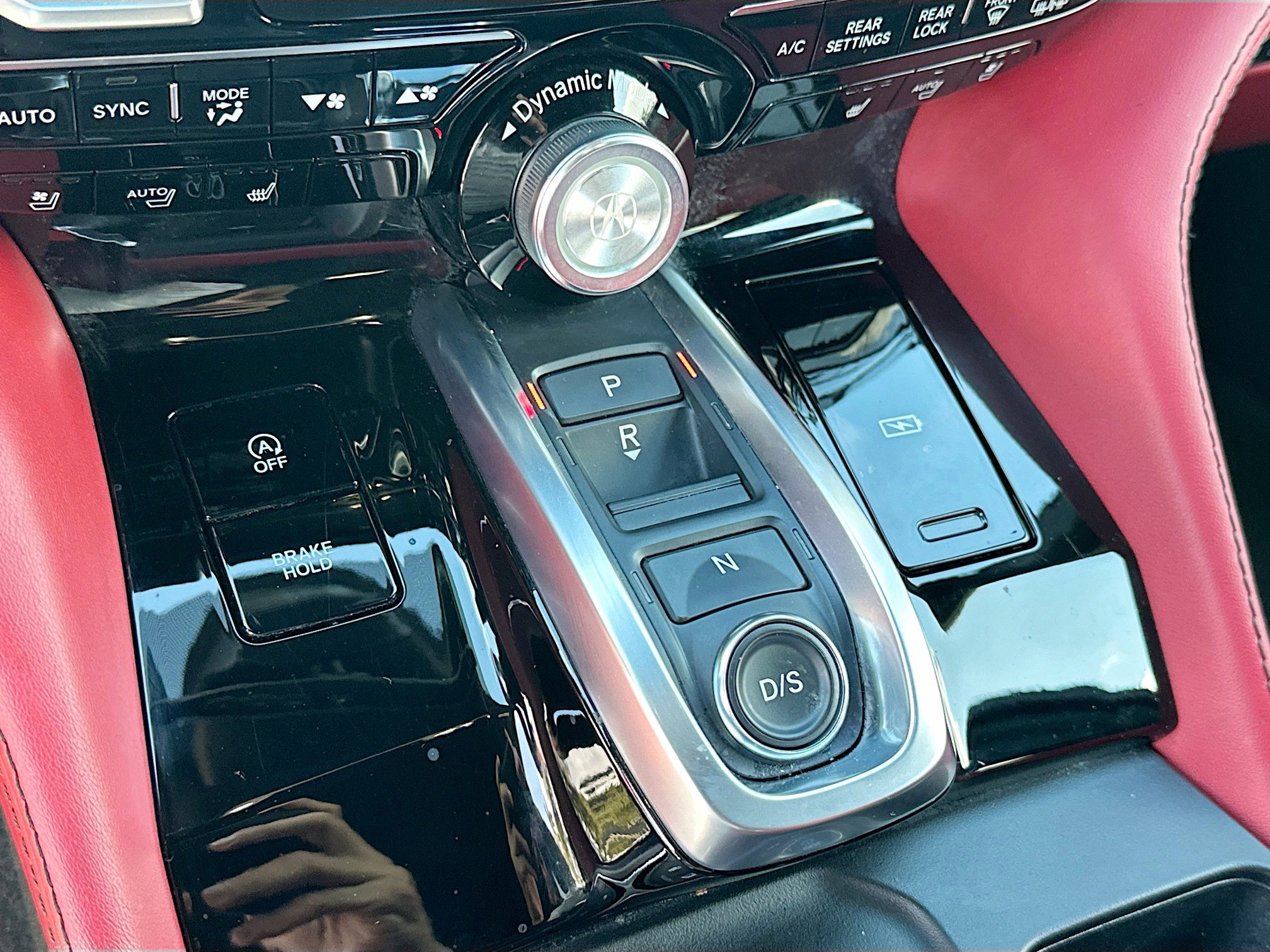 Used 2024 Acura MDX A-Spec image 17