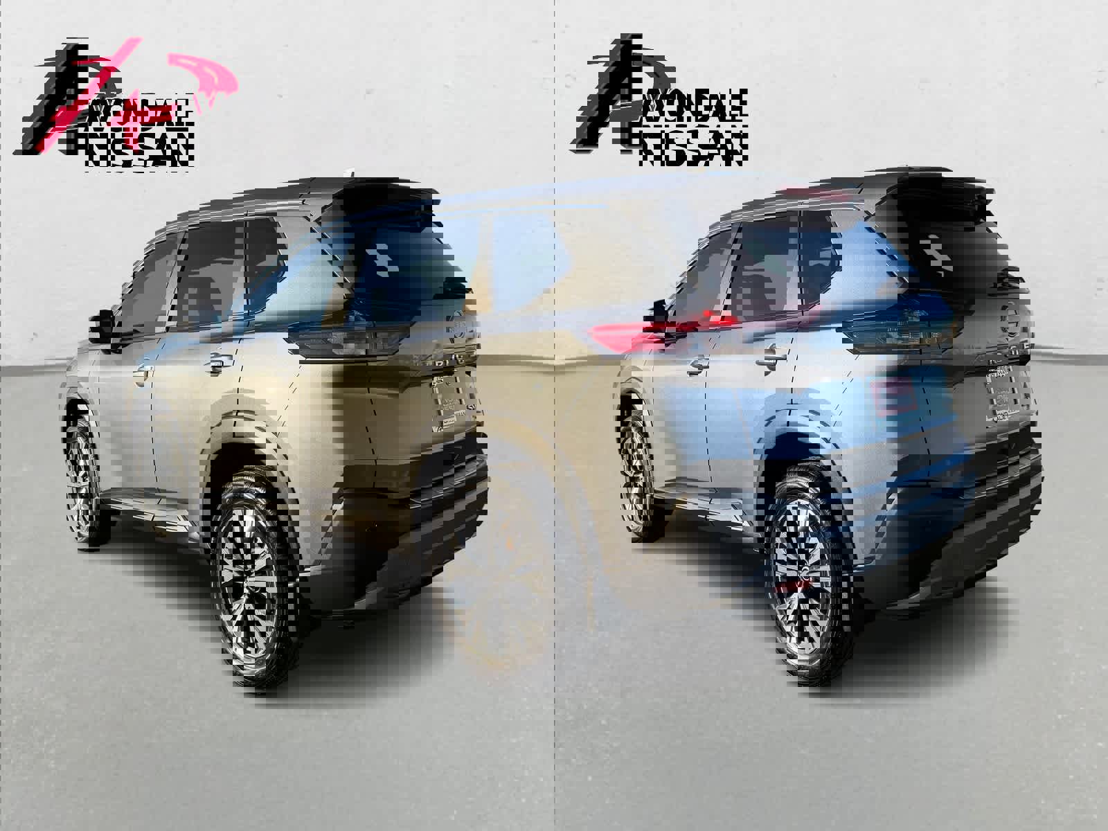 Used 2022 Nissan Rogue SV image 4