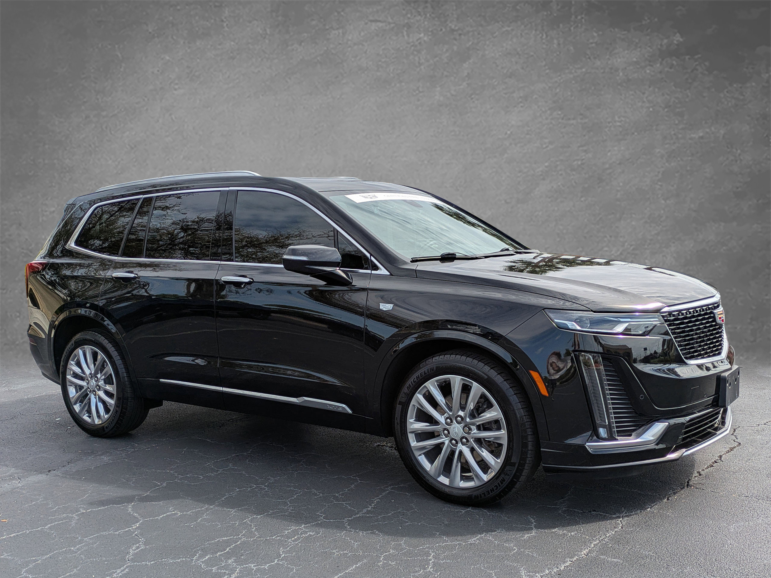 Certified 2024 Cadillac XT6 Premium Luxury image 7