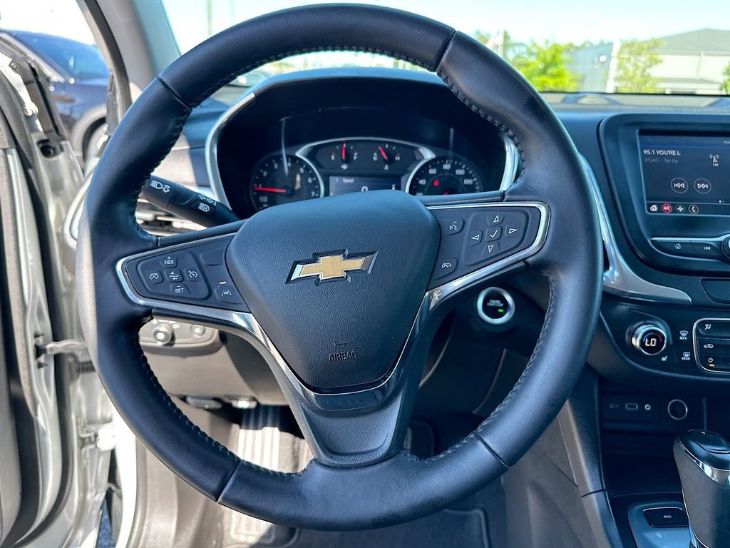 Used 2020 Chevrolet Equinox LT AWD/4WD image 18