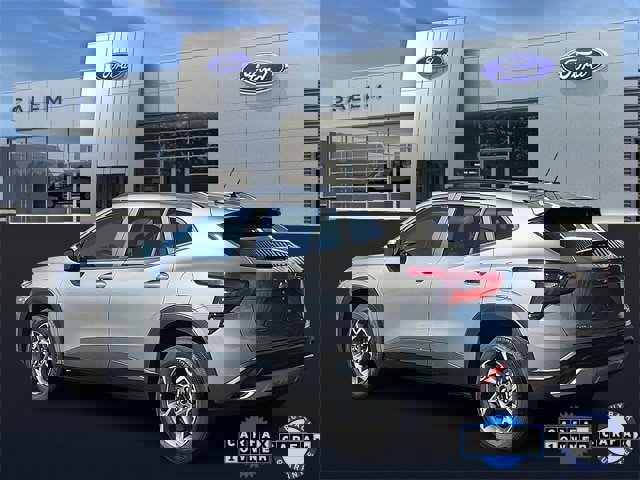 Used 2025 Chevrolet Trax LT w/ Driver Confidence Package image 4