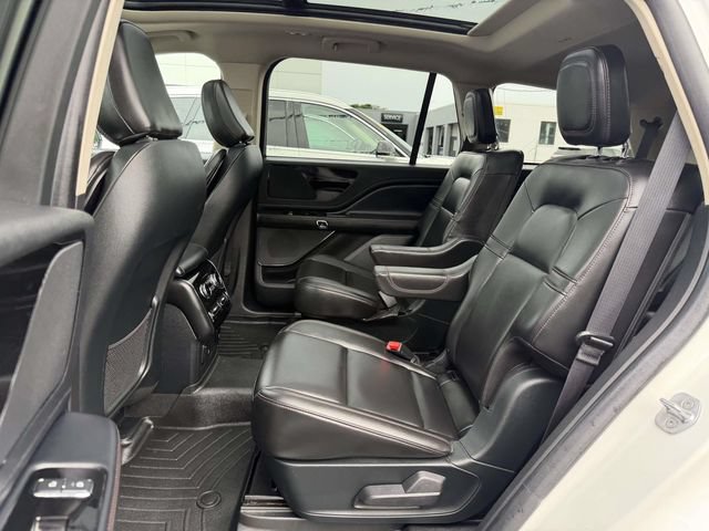 Certified 2023 Lincoln Aviator AWD w/ Premium Package image 13