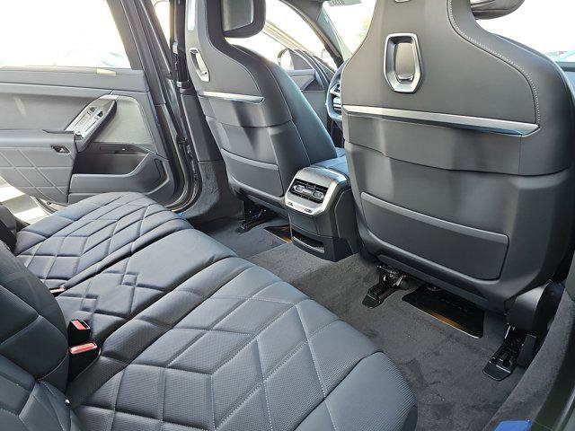 New 2025 BMW i7 eDrive50 image 11