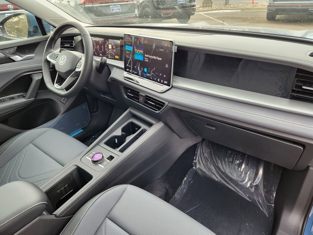 New 2026 Volkswagen Tiguan SE AWD/4WD image 13