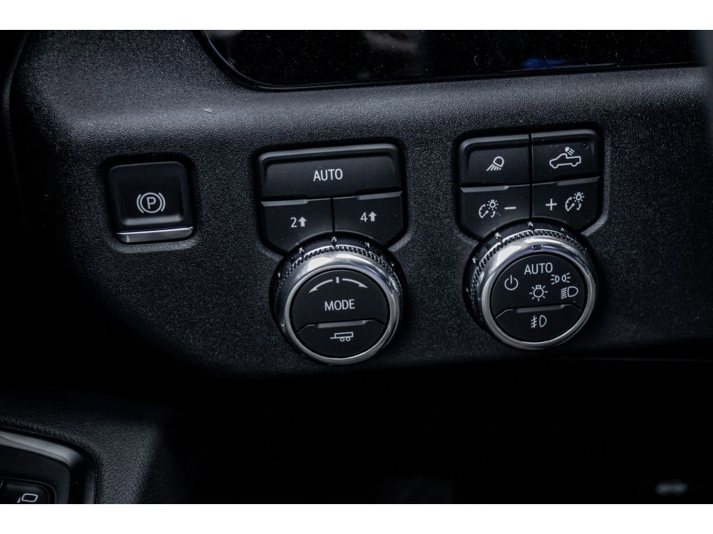 New 2026 GMC Sierra 1500 SLT w/ SLT Premium Plus Package image 35
