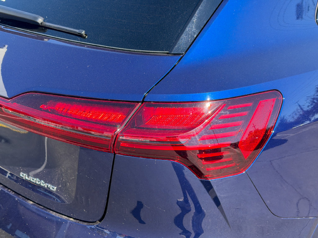 Used 2021 Audi e-tron Prestige AWD/4WD image 6