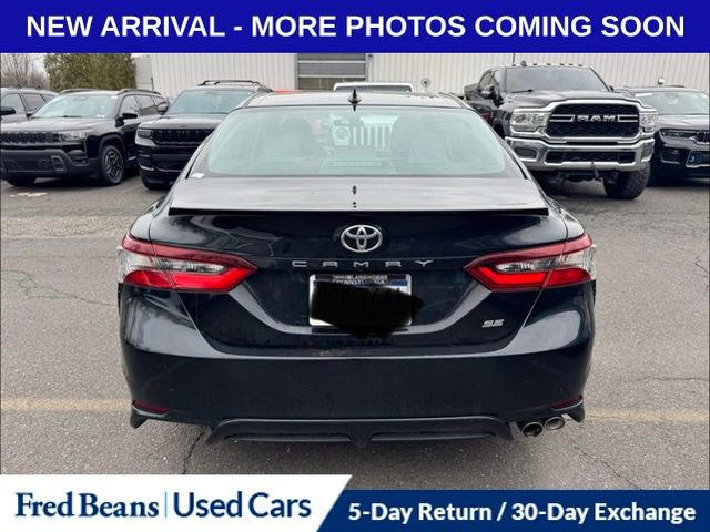 Used 2021 Toyota Camry SE w/ Cold Weather Package video 3