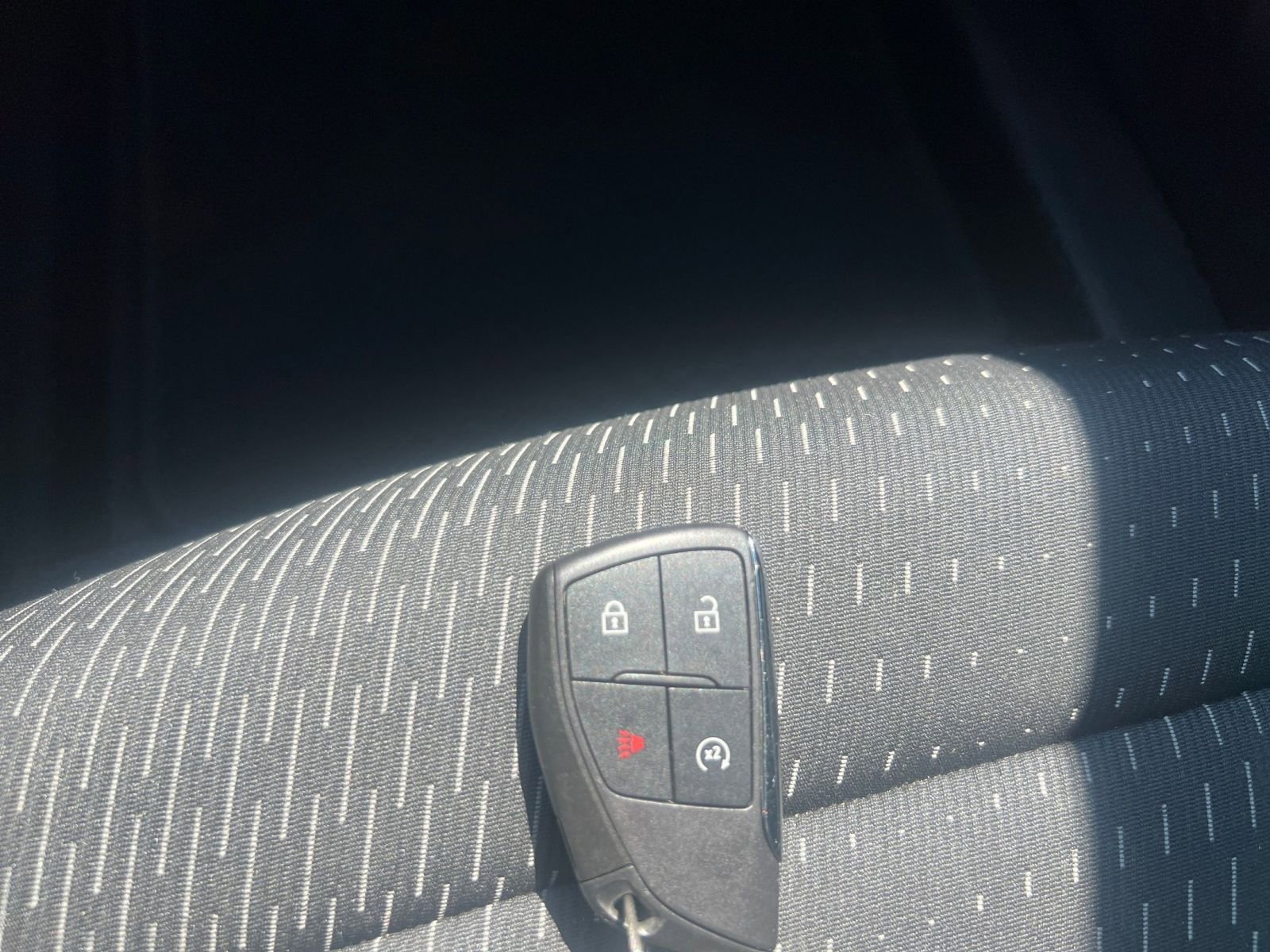 Used 2025 Chevrolet Equinox LT FWD image 18