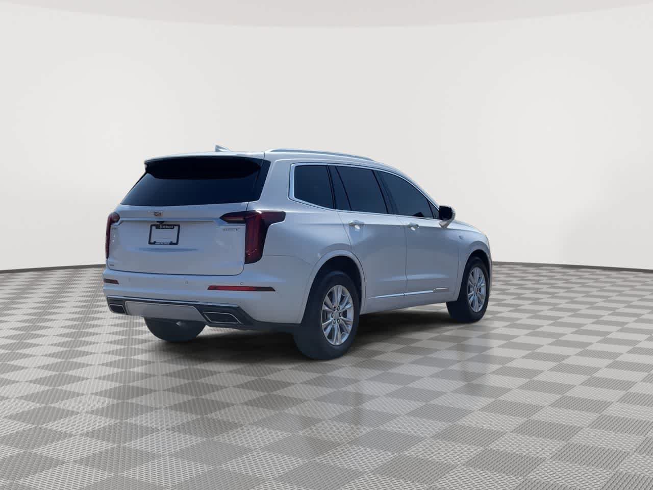 Certified 2025 Cadillac XT6 Luxury AWD/4WD image 8