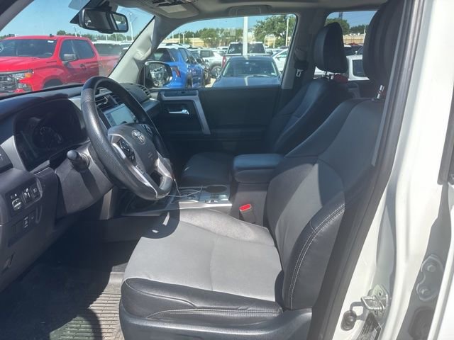 Used 2023 Toyota 4Runner SR5 Premium w/ Moonroof Package AWD/4WD image 10
