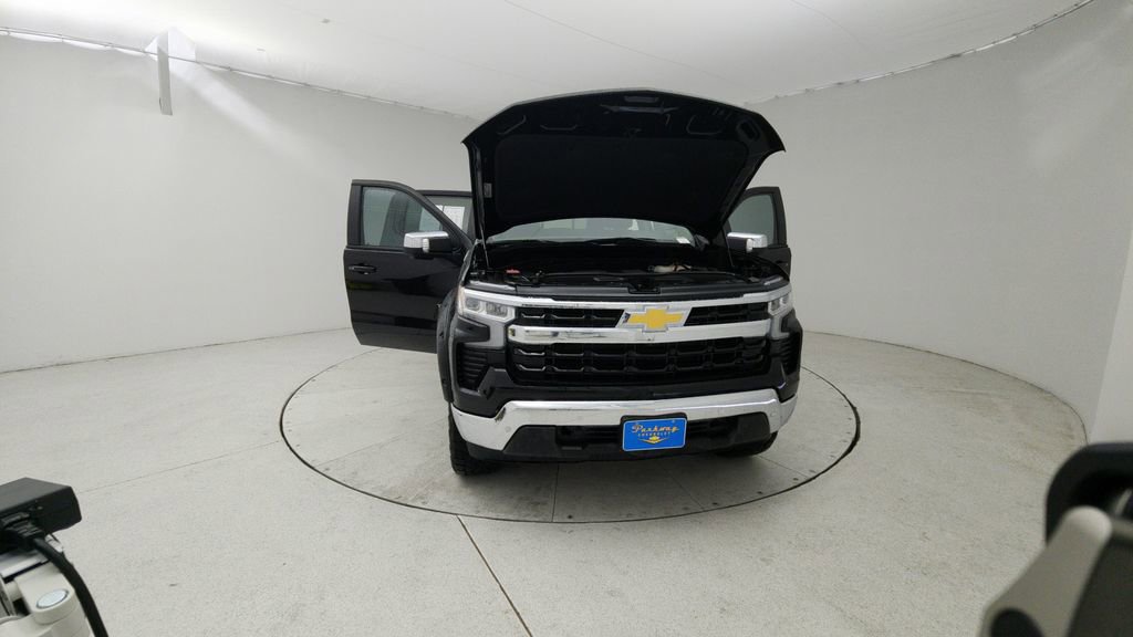 Used 2025 Chevrolet Silverado 1500 LT w/ Texas Edition Plus image 9