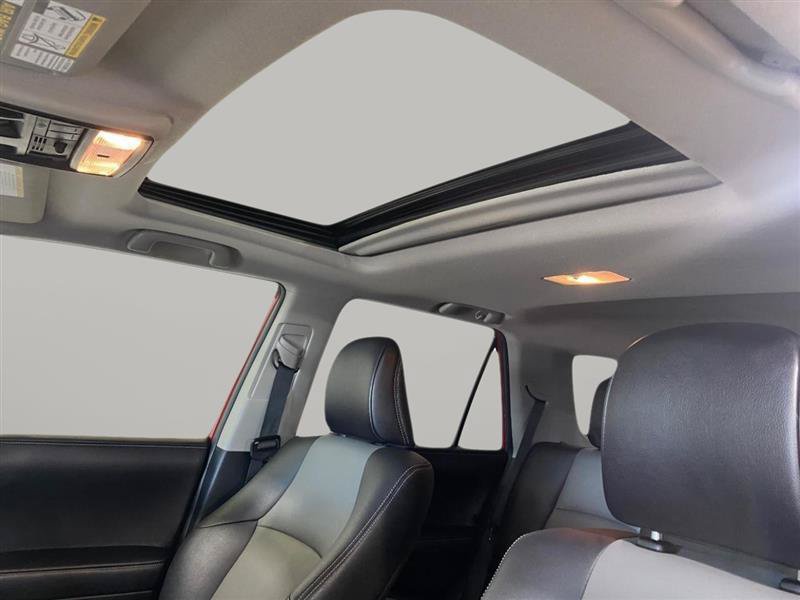 Used 2016 Toyota 4Runner SR5 Premium AWD/4WD image 18
