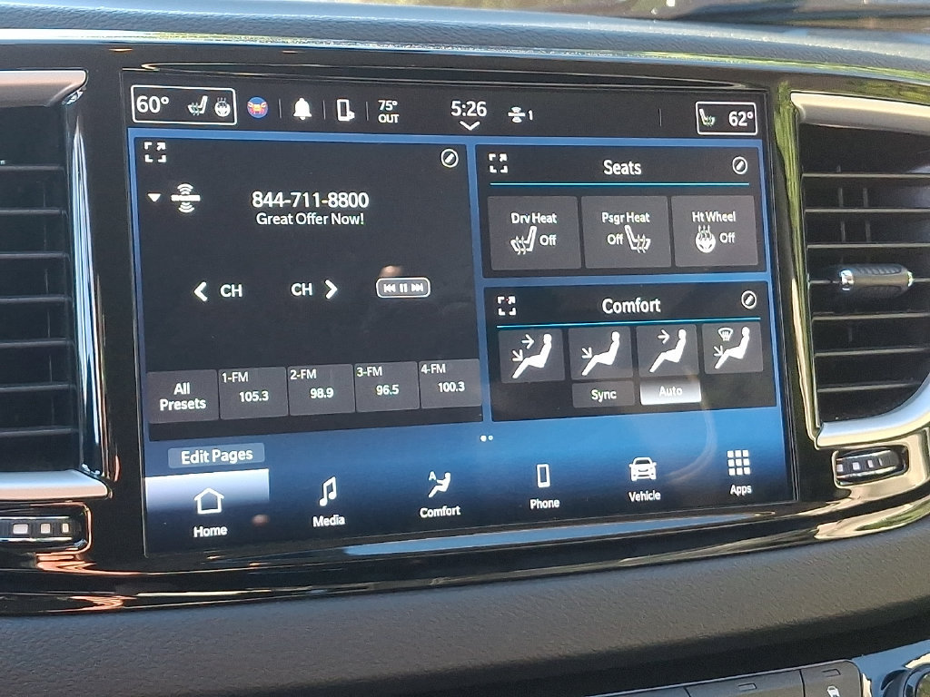 Used 2024 Chrysler Pacifica Touring-L FWD image 18