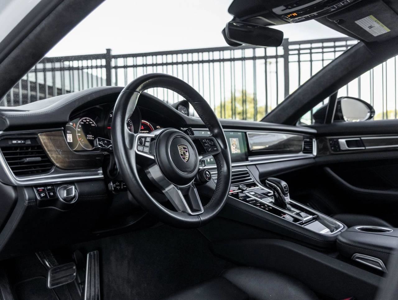 Used 2020 Porsche Panamera GTS image 50