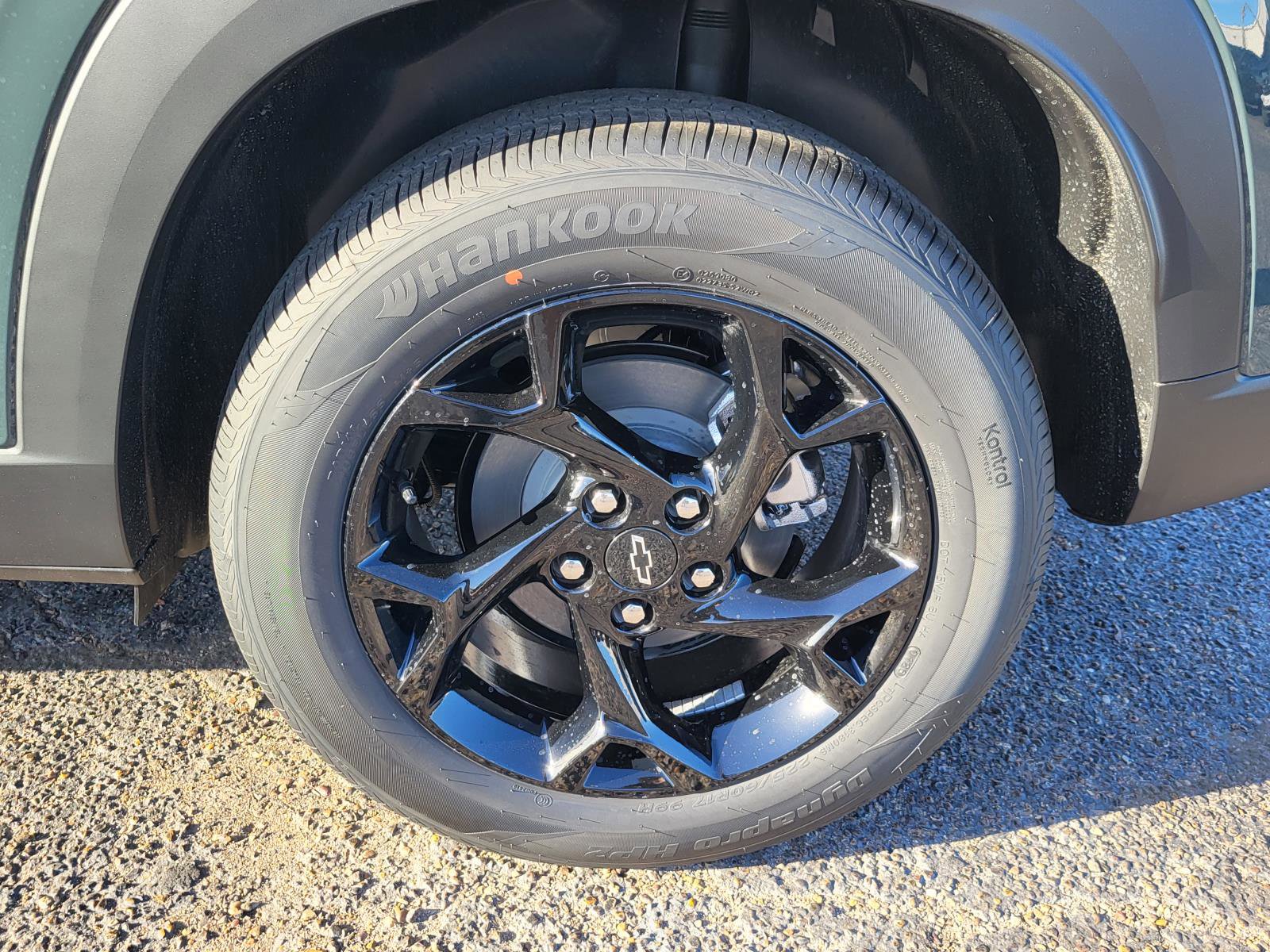 New 2026 Chevrolet Trax LT w/ Midnight Edition FWD image 20