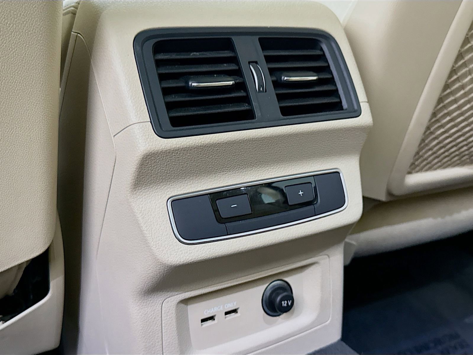 Used 2023 Audi Q5 2.0T Premium w/ Convenience Package image 25