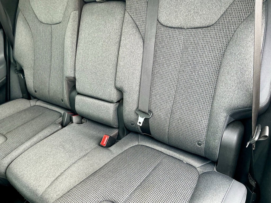 Used 2021 Hyundai Santa Fe SEL w/ Cargo Package image 31