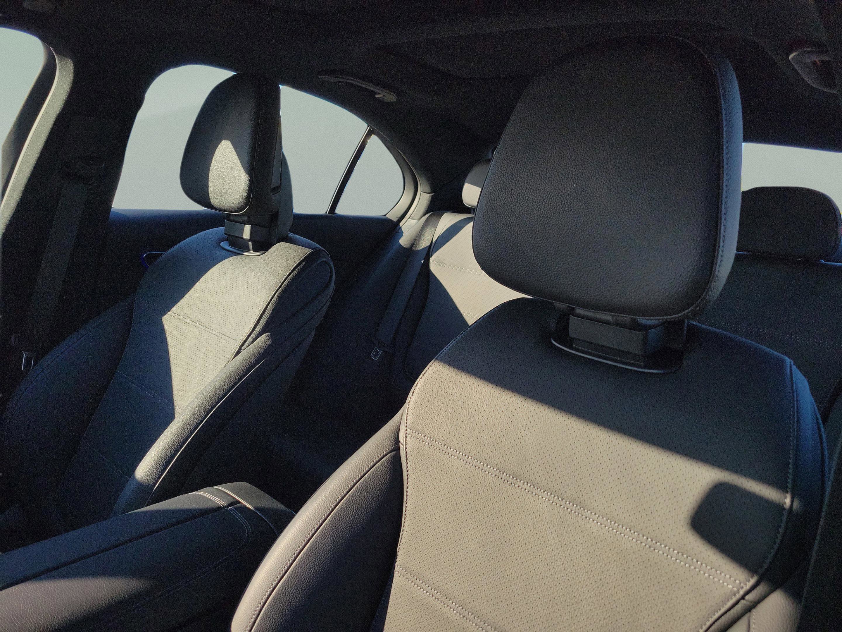 Certified 2025 Mercedes-Benz C 300 Sedan image 14