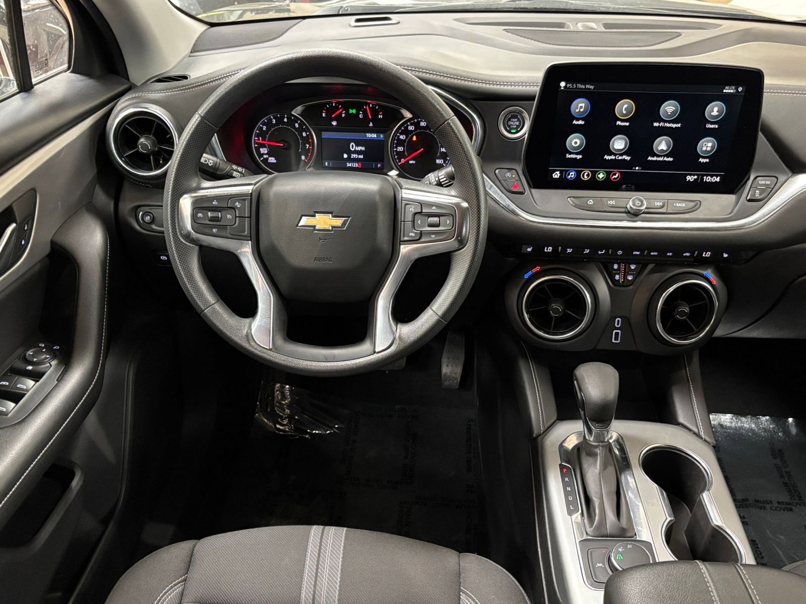Used 2025 Chevrolet Blazer LT FWD image 35
