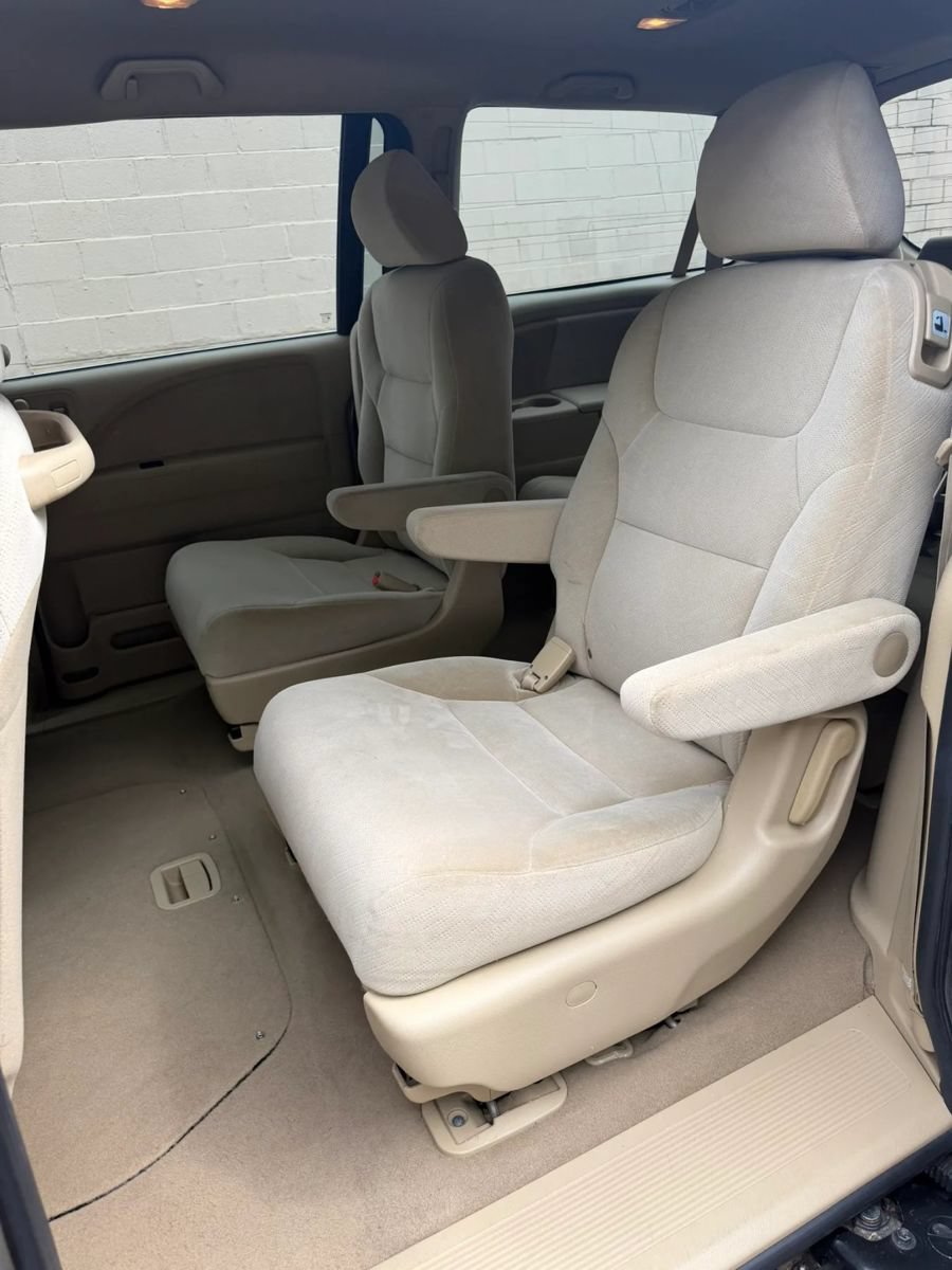 Used 2008 Honda Odyssey LX image 10