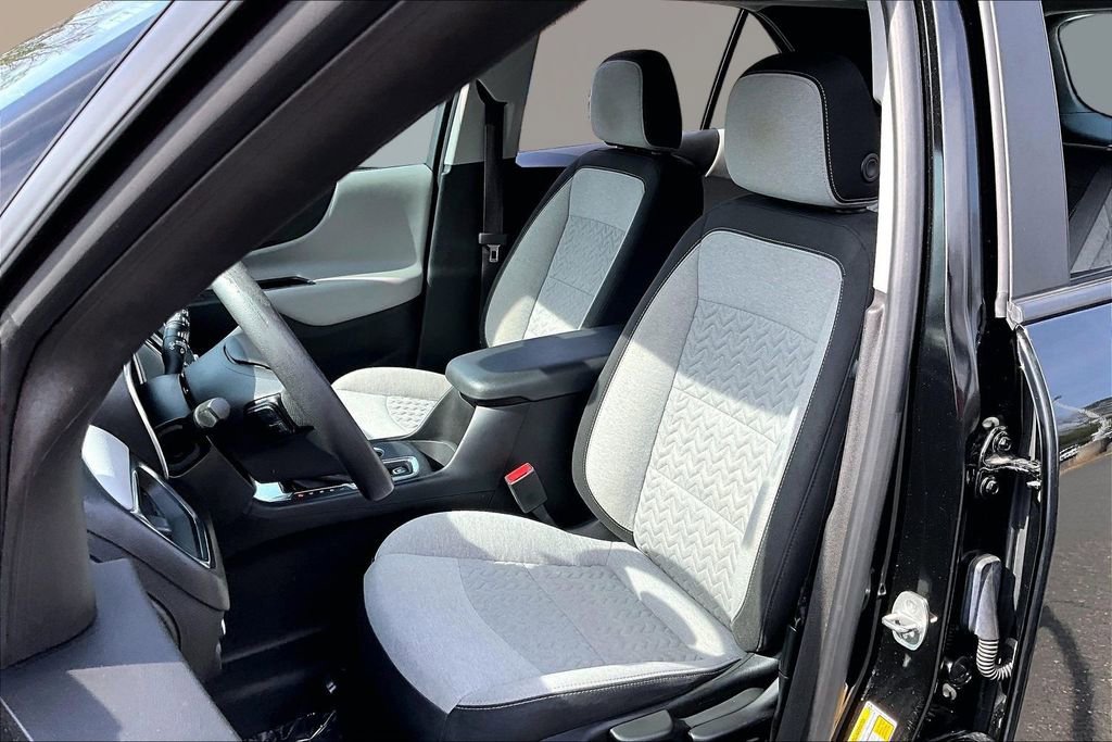 Used 2022 Chevrolet Equinox LS image 15