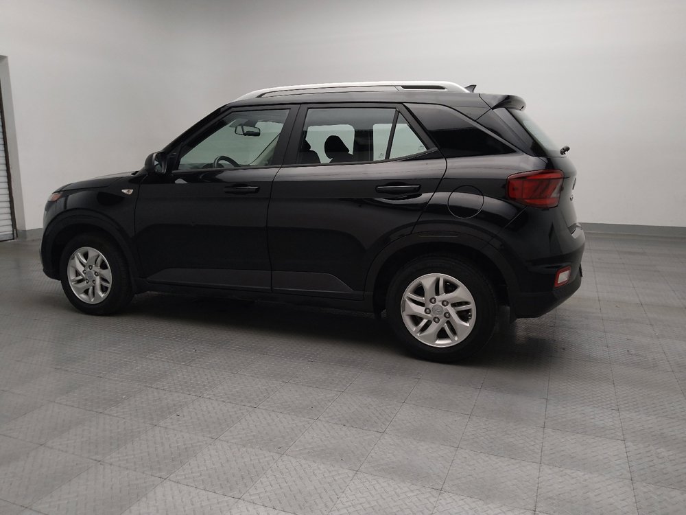 Used 2020 Hyundai Venue SEL w/ Convenience Package image 3