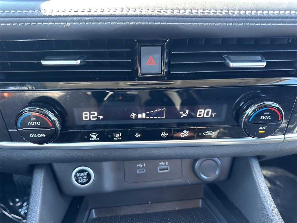 Used 2021 Nissan Rogue SV image 18