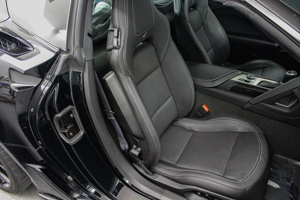 Used 2017 Chevrolet Corvette Grand Sport RWD image 22