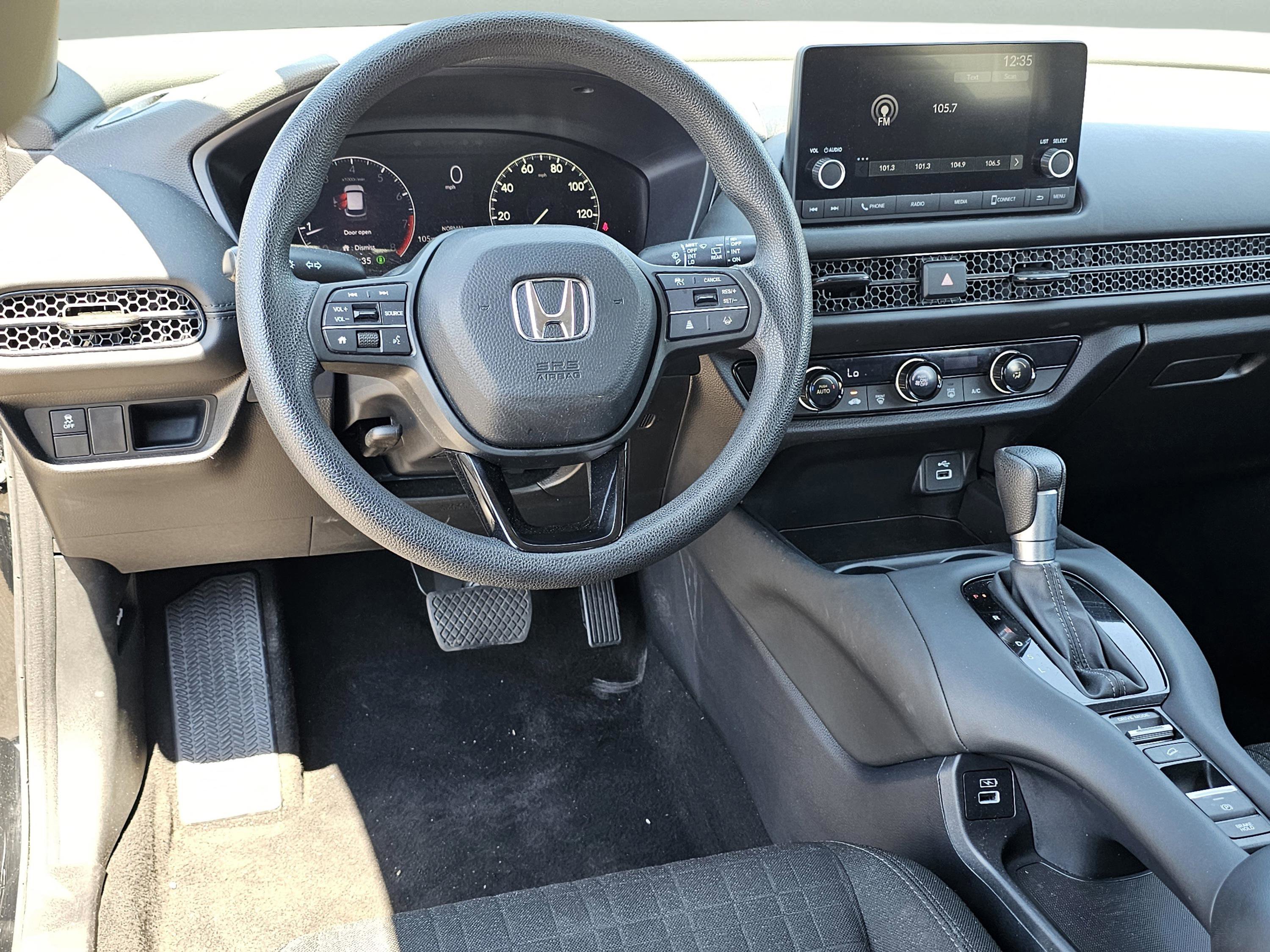Used 2023 Honda HR-V LX image 27