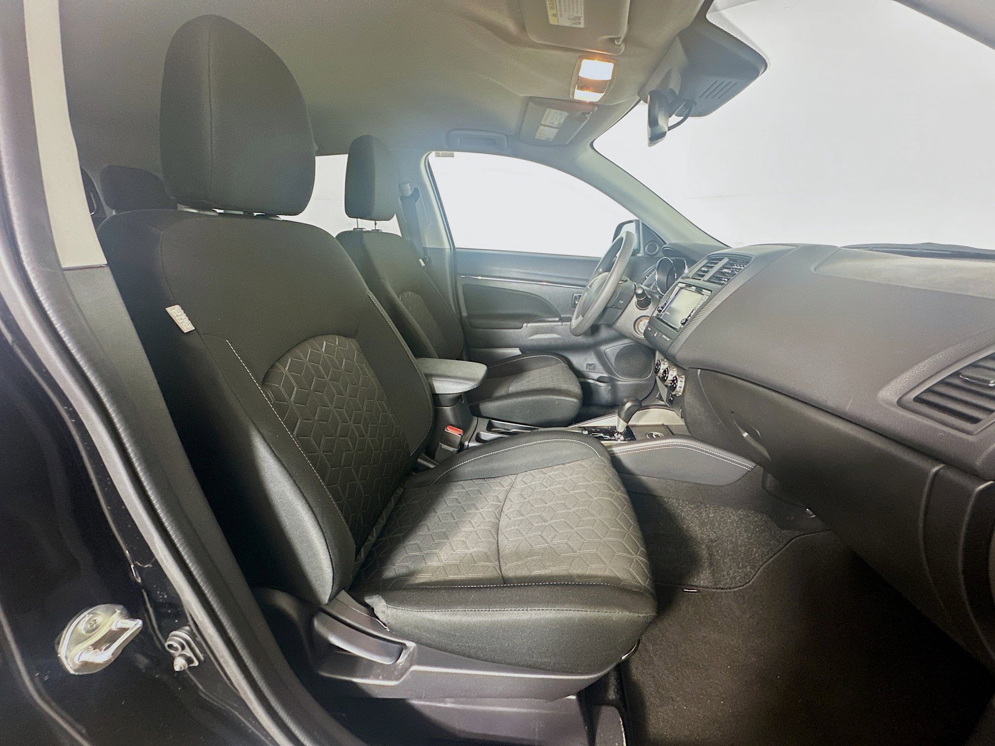 Used 2025 Mitsubishi Outlander Sport ES image 28