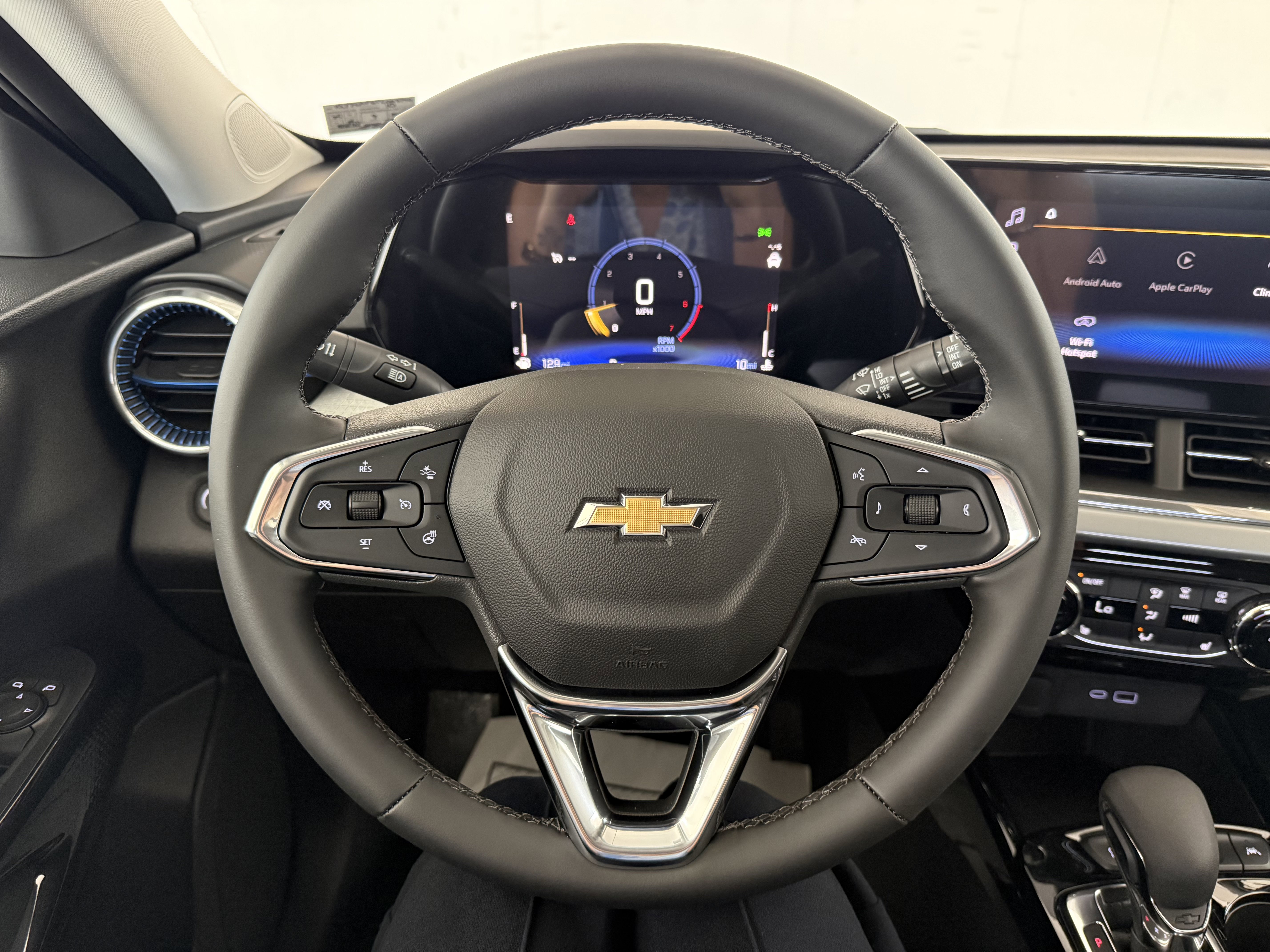 New 2026 Chevrolet Trax LT w/ LT Convenience Package image 18