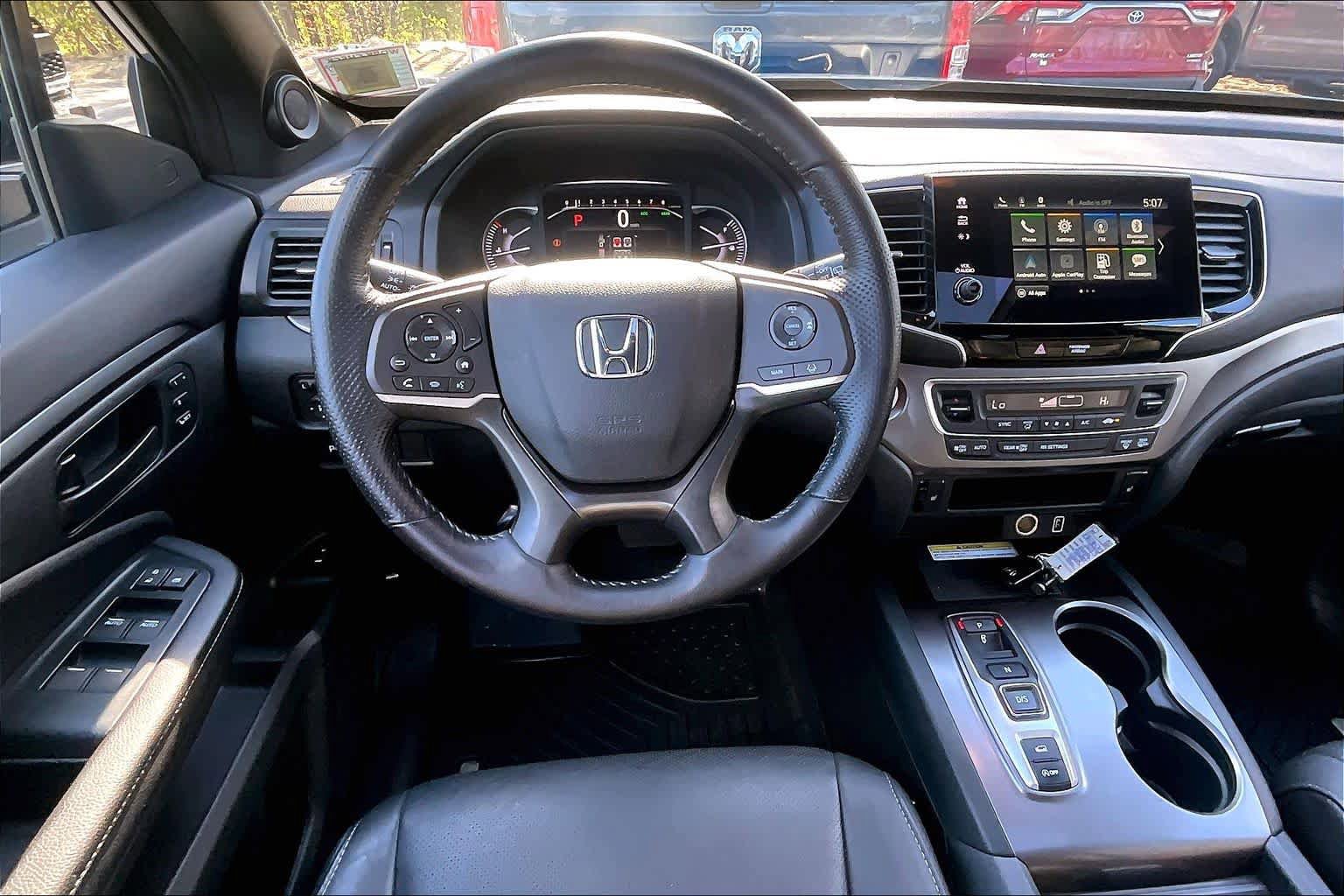 Used 2023 Honda Passport EX-L image 6