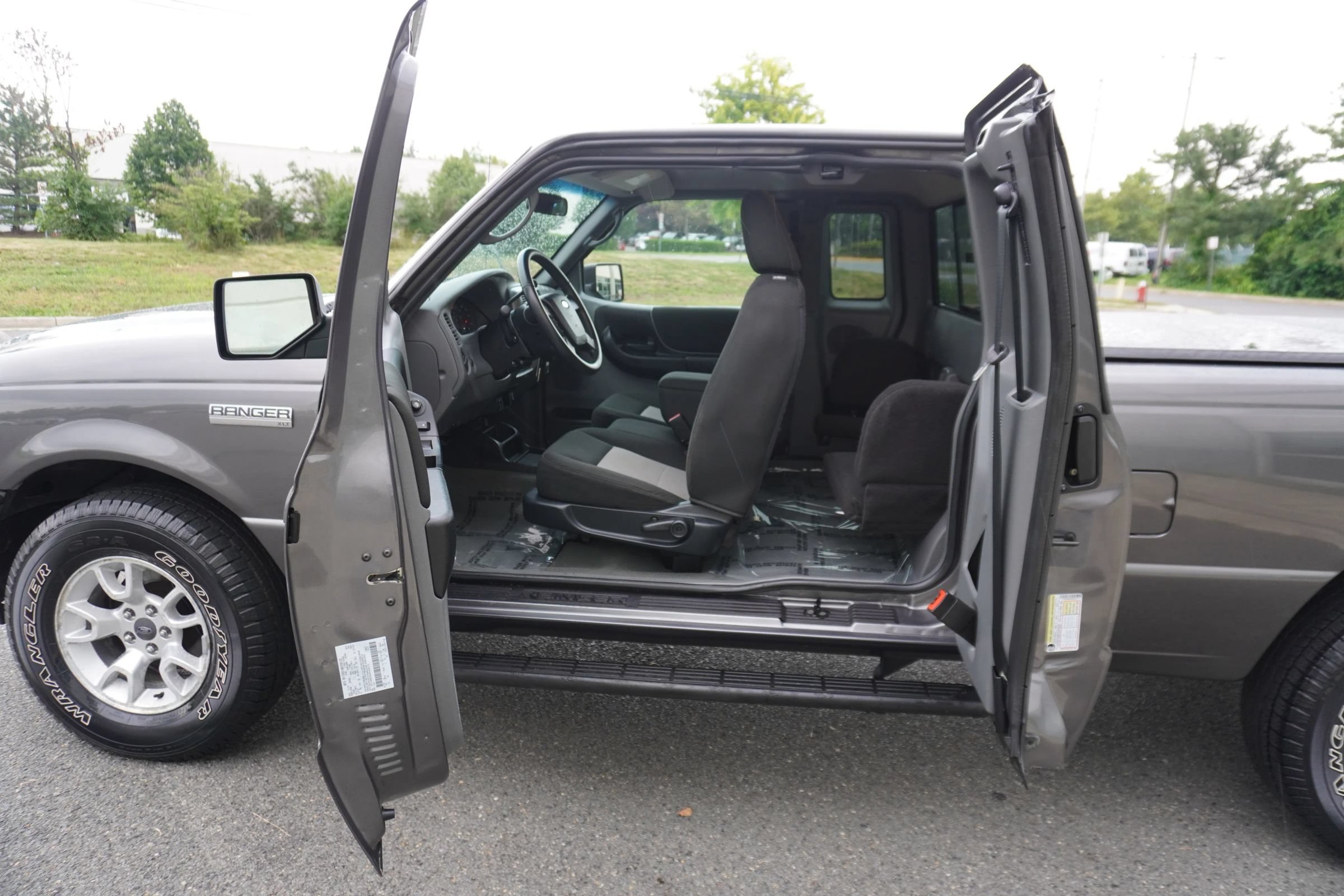 Used 2010 Ford Ranger XLT AWD/4WD image 10