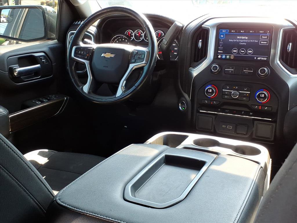 Used 2020 Chevrolet Silverado 1500 LT w/ All-Star Edition image 16