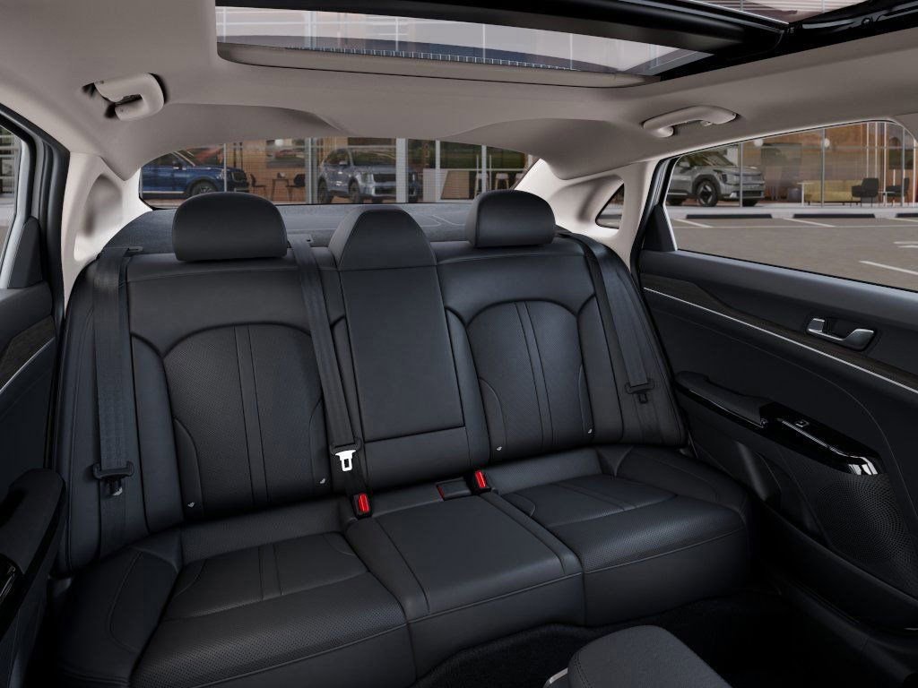 Used 2025 Kia K5 EX image 16