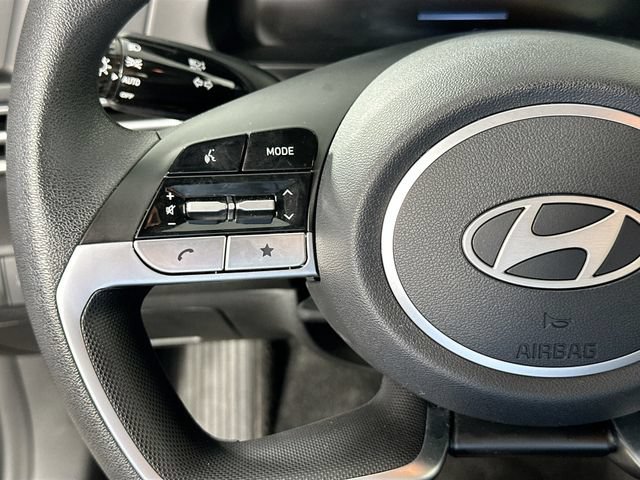 Used 2026 Hyundai Elantra Hybrid FWD image 20