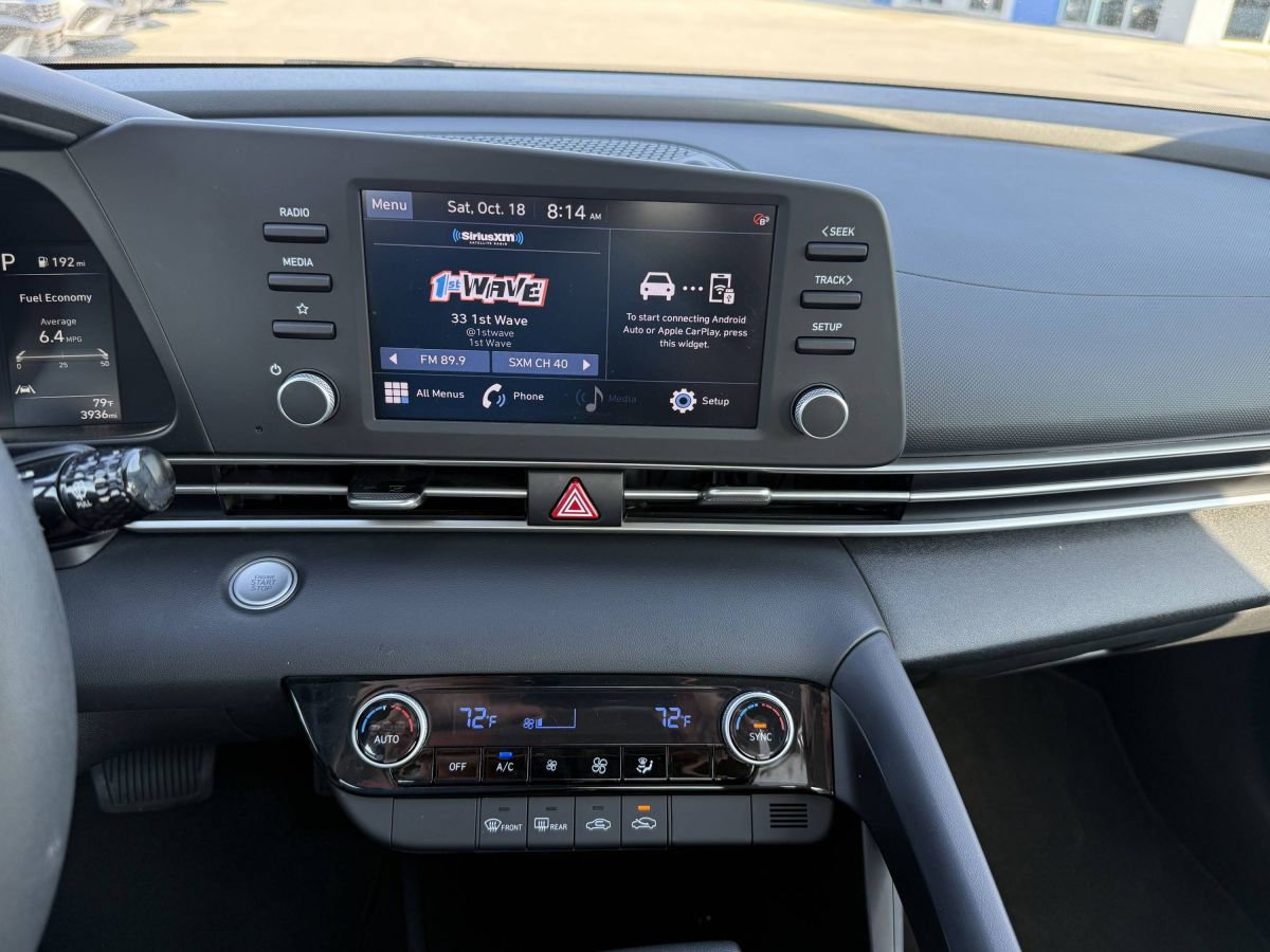 Used 2022 Hyundai Elantra SEL image 10