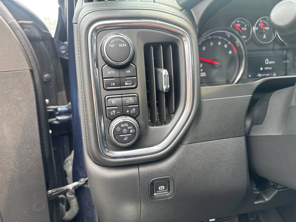 Used 2020 Chevrolet Silverado 1500 RST w/ All-Star Edition AWD/4WD image 31
