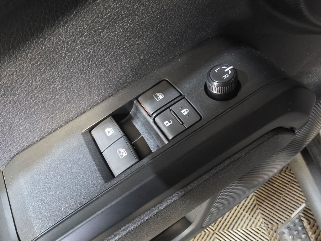 Used 2022 Toyota Tacoma SR w/ SX Package AWD/4WD image 15