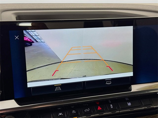 Used 2025 Chevrolet Silverado 1500 LT image 16