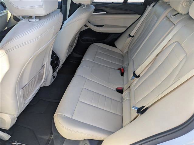 Used 2018 BMW X3 M40i image 21