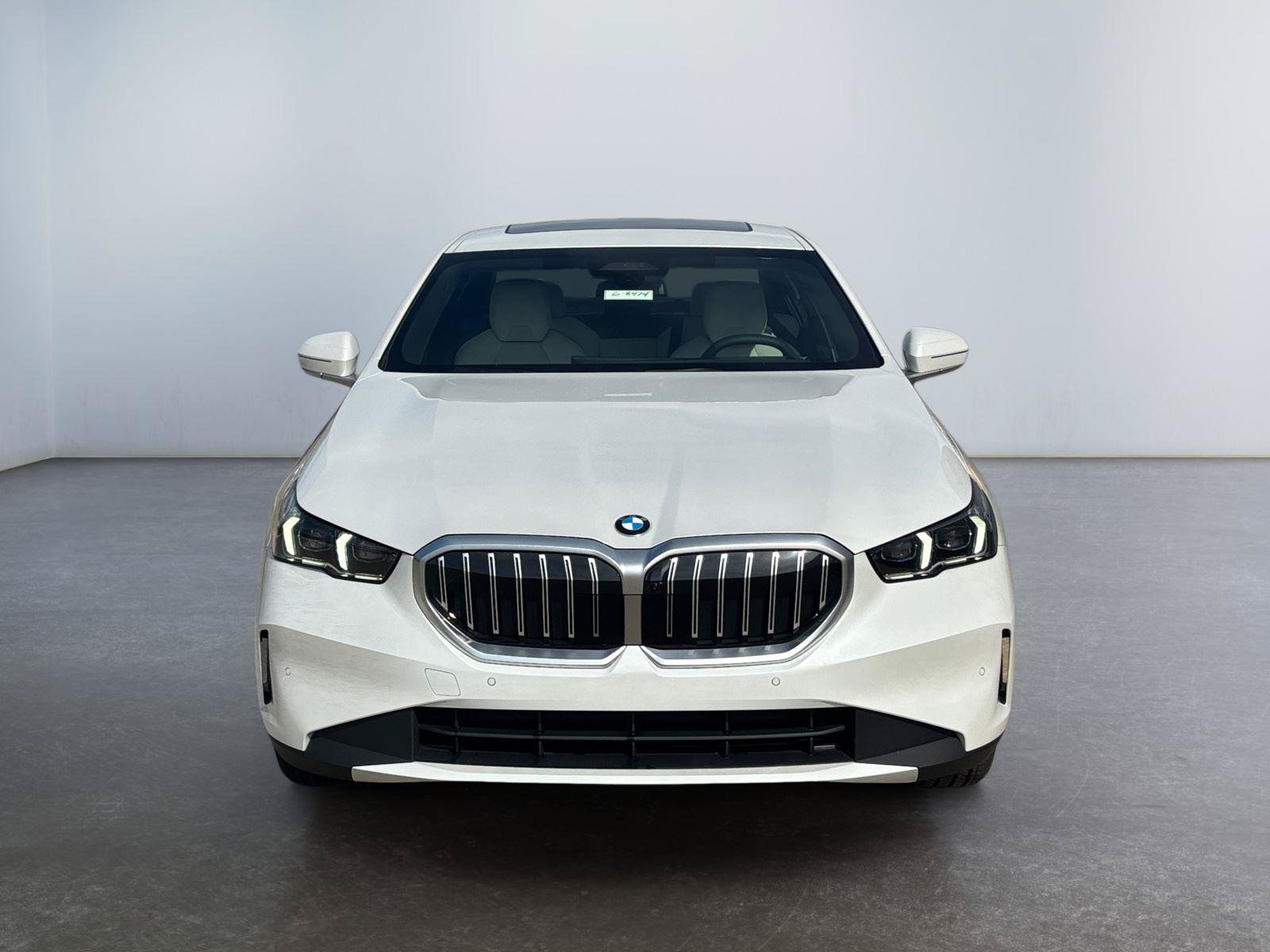 New 2026 BMW 530i xDrive AWD/4WD image 8