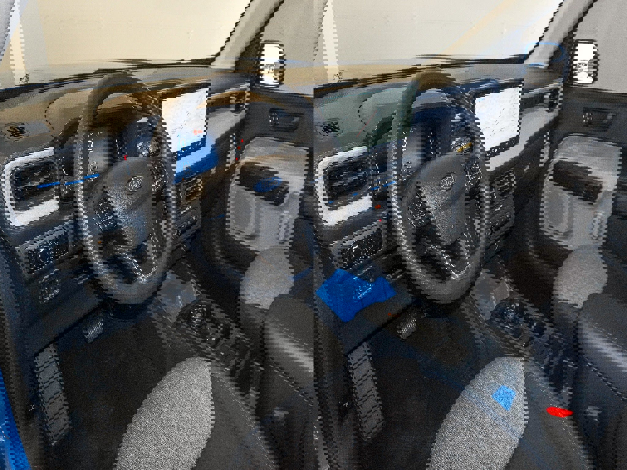 New 2025 Ford Maverick XLT w/ Equipment Group 301A image 23