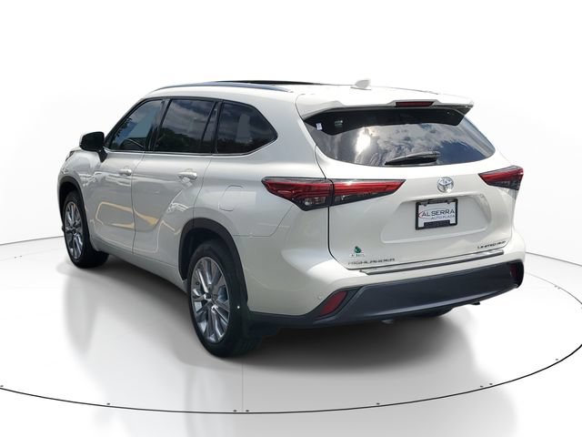 Used 2020 Toyota Highlander Limited AWD/4WD image 3