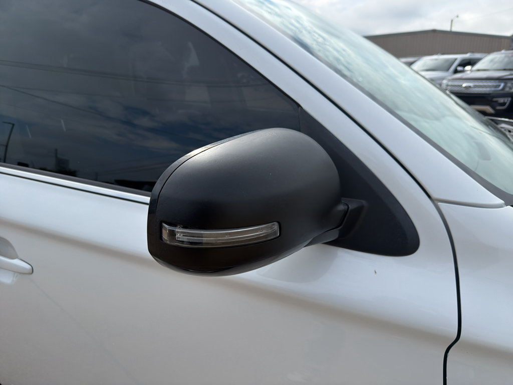 Used 2019 Mitsubishi Outlander ES AWD/4WD image 14